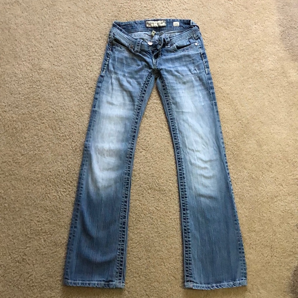 BKE Stella jeans. 25L flare leg